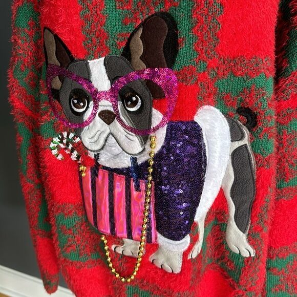 Holiday Time red/green fuzzy soft sequin/beads French bulldog appliqué sweater. - Picture 2 of 8